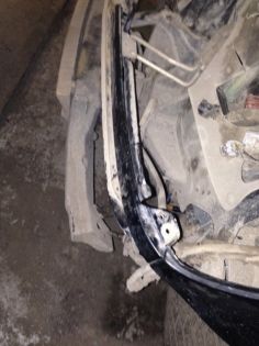 Подготовка кузова Toyota Land Cruiser 100 к установке новых фар