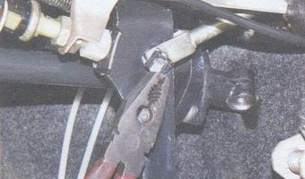 статья про замена втулок оси педали сцепления на автомобилях ваз 2108, ваз 2109, ваз 21099