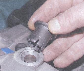 статья про замена вилки выключения сцепления на автомобилях ваз 2108, ваз 2109, ваз 21099