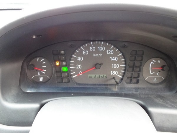 Установка оптитрона Nissan Sunny Установка оптитрона Nissan Sunny