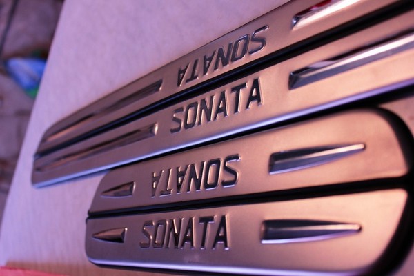 Металлические пороги Hyundai Sonata ef Металлические пороги Hyundai Sonata ef