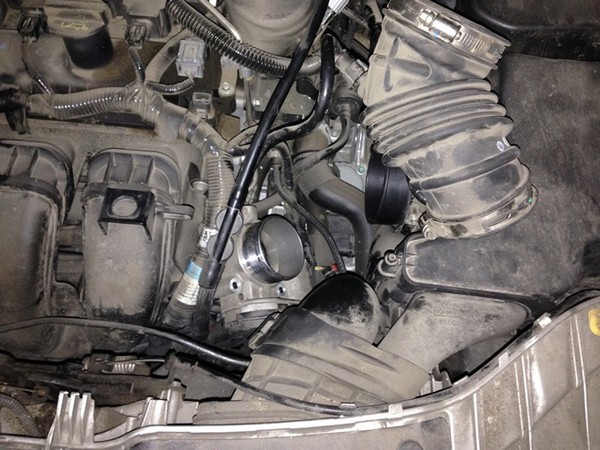 Чистка дроссельной заслонки двигателя Ford Focus 2.0