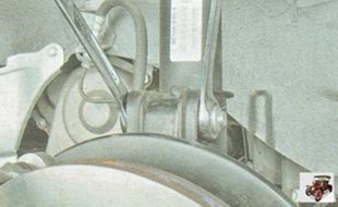 Замена подшипника ступицы переднего колеса на автомобиле Лада Гранта