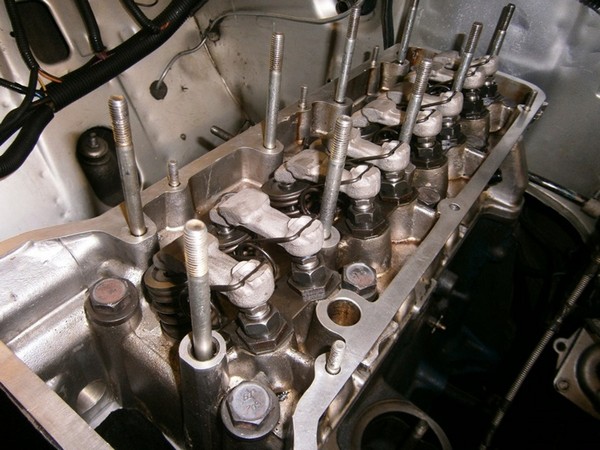 Ремонт двигателя на ВАЗ 2106 - пошаговая инструкция