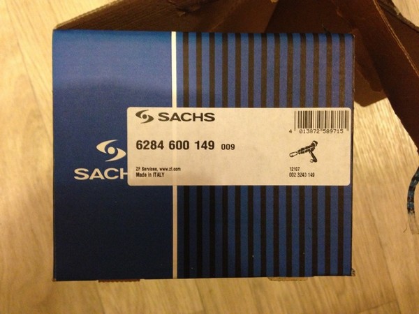 Замена главного цилиндра сцепления Ford Focus 1