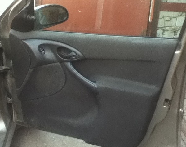Замена штатной акустики в Ford Focus 1 Замена штатной акустики в Ford Focus 1