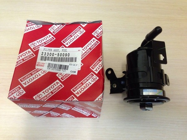 Замена топливных фильтров в Toyota Land Cruiser 100