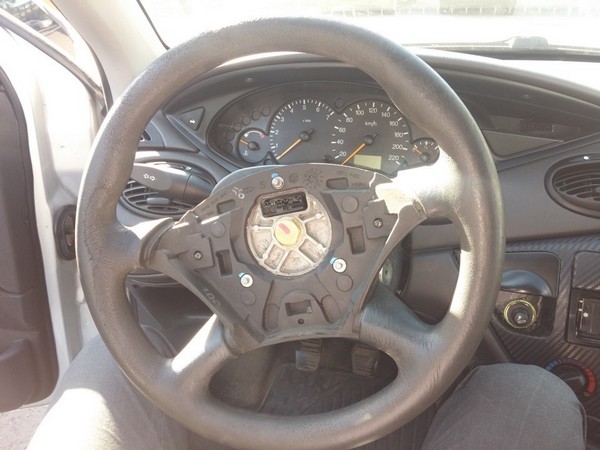 Перетяжка руля Ford Focus 1 своими руками Перетяжка руля Ford Focus 1 своими руками