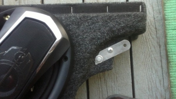 Капитальная установка акустической полки в Лада Приора Капитальная установка акустической полки в Лада Приора