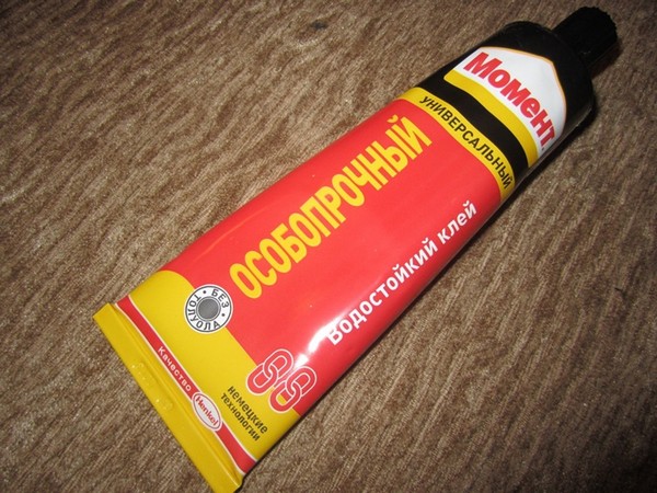 Перетяжка кожзаменителем рулевой колонки Лады Приора Перетяжка кожзаменителем рулевой колонки Лады Приора