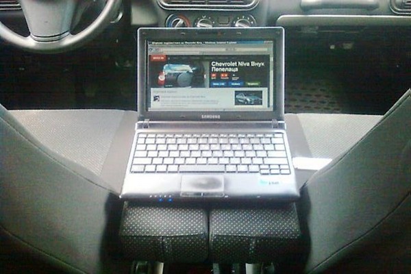 Установка широких и узких подлокотников в Шевроле Ниву (ВАЗ 2123)