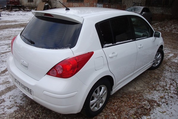 Биксеноновые линзы Morimoto Mini H1 для Nissan Tiida