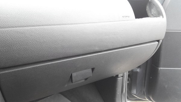 Ремонт замка бардачка в Ford Mondeo