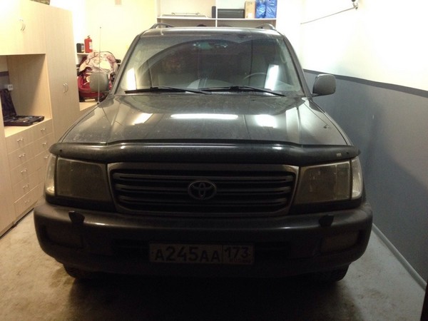 Ремонт антенны в Toyota Land Cruiser 100