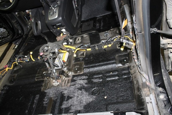 Шумоизоляция салона Chevrolet Captiva Шумоизоляция салона Chevrolet Captiva