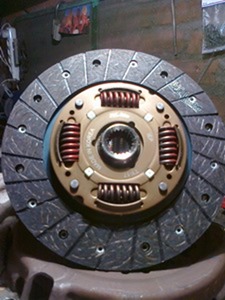 Самостоятельная замена диска сцепления роботизированной КПП (MMT) для Toyota Corolla