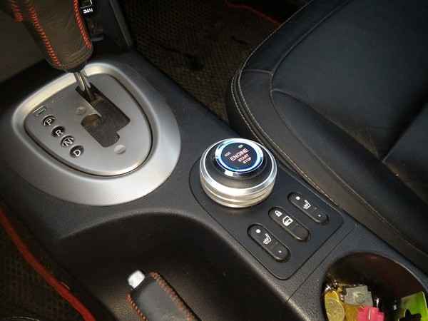 Автоматическое запирание дверей Nissan Qashqai, сброс ошибки AirBag и установка кнопки START-STOP