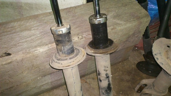 задние стойки лада приора