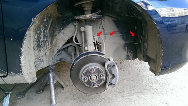 Замена подшипника кондиционера Toyota Corolla Fielder