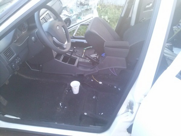 разбираем салон лады приоры