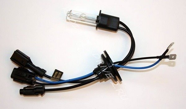 Установка лампы ксенон Sho-me H3 4300K в ПТФ ВАЗ 2115