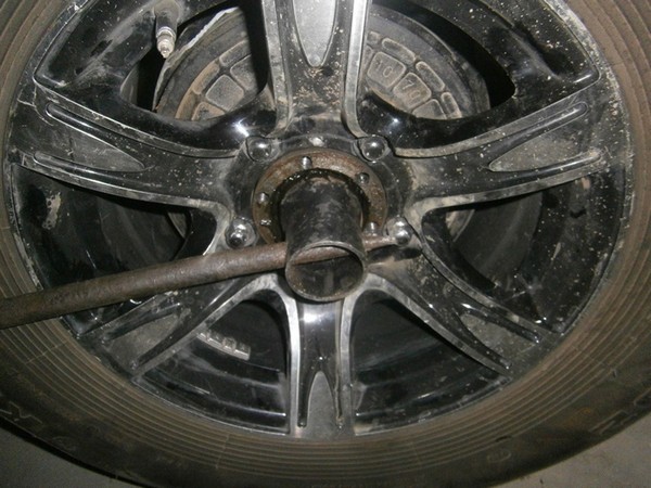 Ремонт правого поворотного кулака военного моста УАЗ 3303