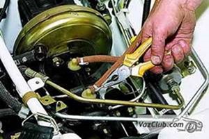 Снятие и установка ГТЦ Нива