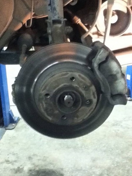 Замена переднего подшипника ступицы на Renault Sandero