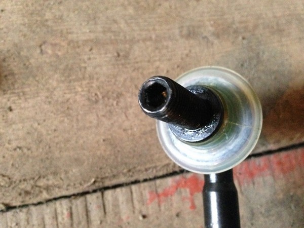 Замена стоек стабилизатора Ford Focus 2 Замена стоек стабилизатора Ford Focus 2