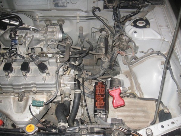 Снятие стартера на NISSAN SUNNY b15 Снятие стартера на NISSAN SUNNY b15