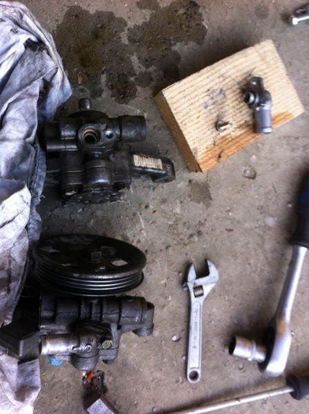 Установка насоса ГУР Honda Civic Установка насоса ГУР Honda Civic