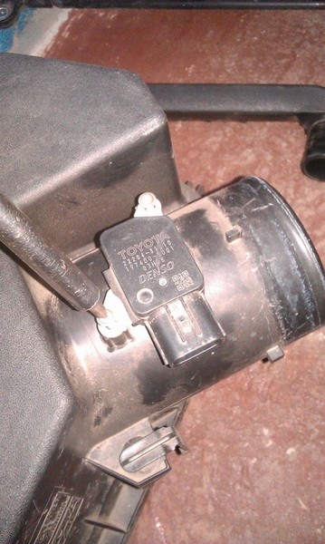 Чистка дроссельной заслонки Toyota Camry ACV40 Чистка дроссельной заслонки Toyota Camry ACV40