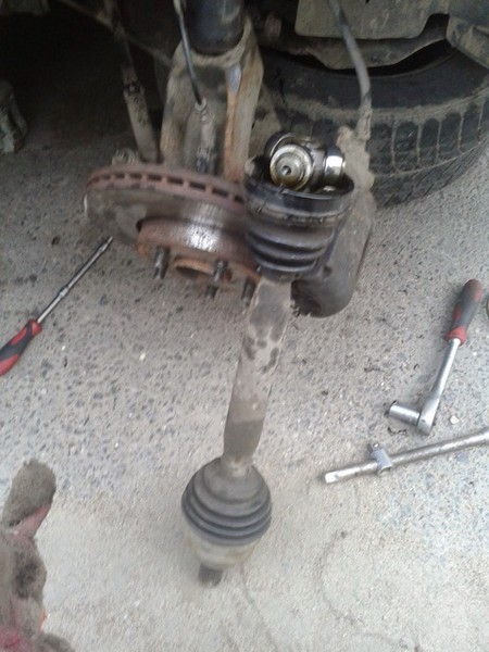 Замена пыльника внутреннего ШРУС Ford Focus 2 Замена пыльника внутреннего ШРУС Ford Focus 2