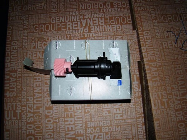 Расположение датчика скорости АКПП Nissan Sunny