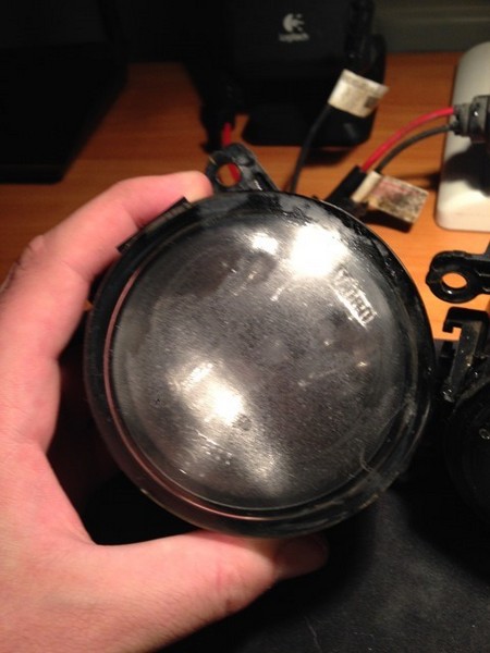 Замена стекол ПТФ Ford Focus 2.0