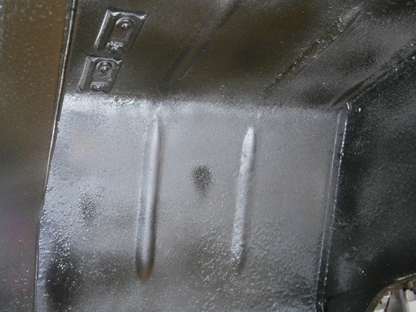 Антикоррозийная обработка днища кабины УАЗ 3303