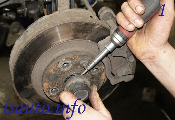 Замена пыльника гранаты (ШРУСа) в Ладе Калина