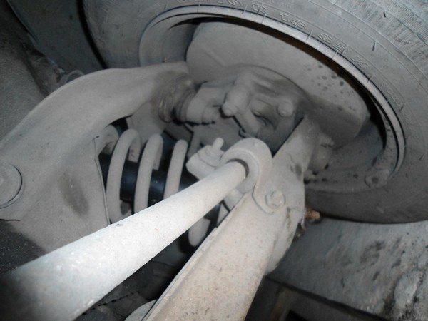 Замена передних амортизаторов ВАЗ 2107