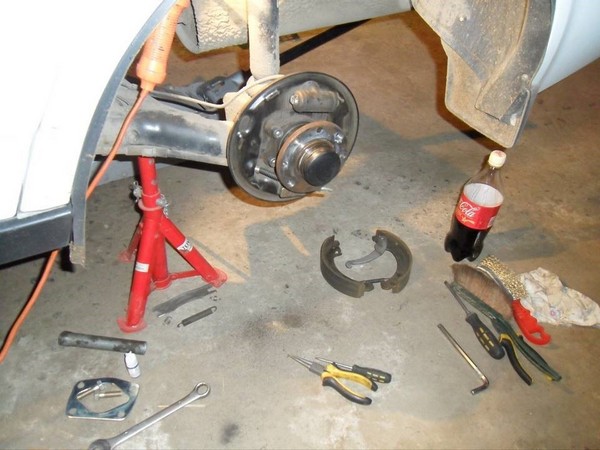 Установка развальных пластин Лада Приора