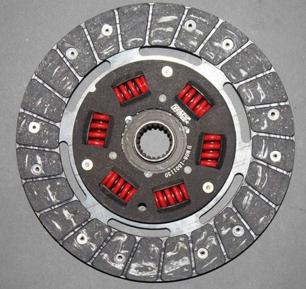Регулировка сцепления в ВАЗ 2114 (инструкция) Регулировка сцепления в ВАЗ 2114 (инструкция)