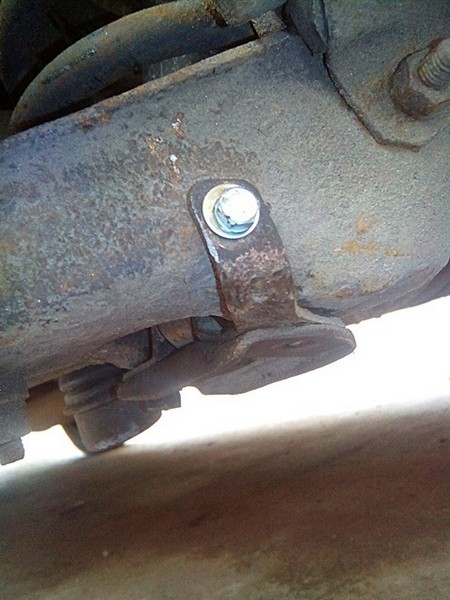 Крепление амортизатора, при сломанной шпильке рычага Ваз 2101-2107