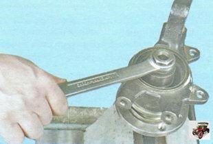 Замена подшипника ступицы переднего колеса на автомобиле Лада Гранта