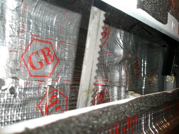 Шумоизоляция дверей и крышки багажника