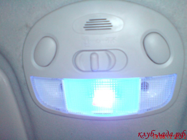 Плафон освещения салона Лада Гранта